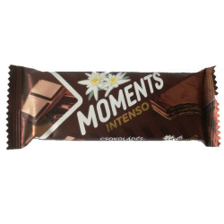 Moments Intenso – kakaová oblátka plnená čokoládovo-kakaovým krémom v kakaovej poleve.40g